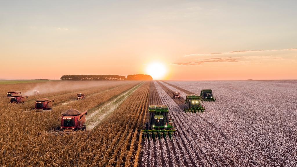 How to Choose The Best Tractor For Your Fertilization Needs